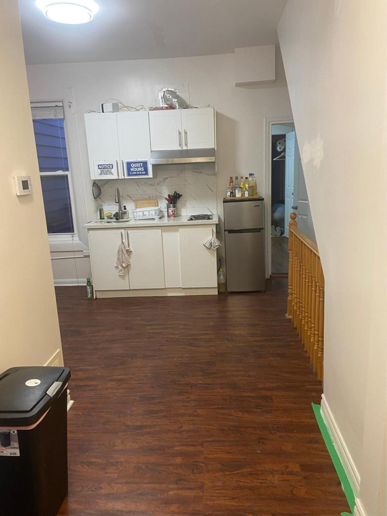 Basemewnt Room With Private Bathroom 36C Toronto Buitenkant foto
